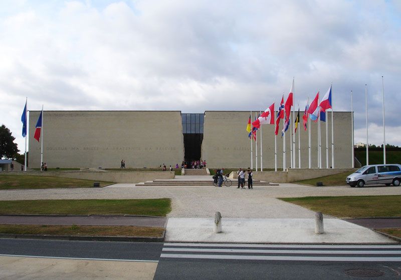 Le Mmorial in Caen - Narratives of War and Peace 